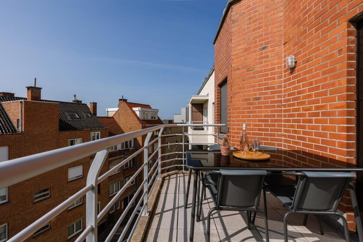 Apartment Huswell - Near The Beach With Terrace Ostend